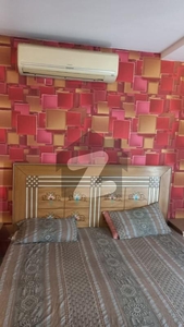 1 BED LUXURY FURNISHED EXCELLENT GOOD FLAT FOR RENT IN BAHRIA TOWN LAHORE Bahria Town Sector B