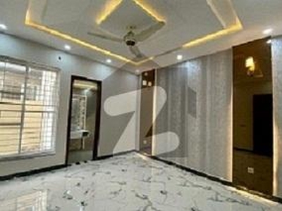 1 KANAL BRAND NEW UPPER PORTION FOR RENT IN LOWER LOCK RAFI BLOCK BAHRIA TOWN LAHORE Bahria Town Rafi Block