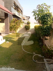 1 Kanal Full House Available for sale In Phase 1 DHA Phase 1