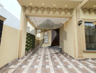 1 KANAL Luxury Modern House With Basement Available For RENT In DHA Phase 6 DHA Defence