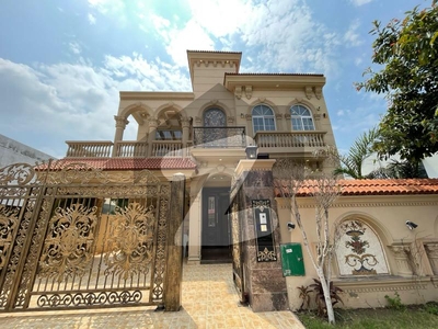 10 Marla House For Sale At Very Ideal Location Bahria Town Lahore Bahria Town Sector B