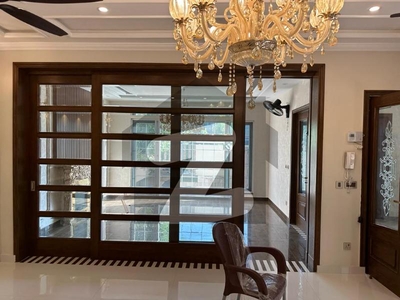 10 MARLA LIKE NEW LOWER PORTION AVAILEBAL FOR RENT IN BAHRIA TOWN LAHORE Bahria Town Jasmine Block