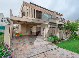 100% Original Add 10 Marla Ultra Modern Design House For Sale DHA Phase 3