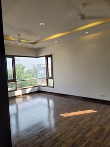 1000 Yd² House for Rent In DHA Phase 5, Karachi