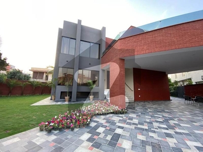 2 Kanal slightly Used Modern Design Fully Besmant Corner House For sale in Valencia Town Lahore Valencia Housing Society