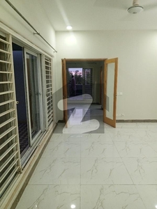 20 Marla Luxury Upper Portion For Rent inG-13 Islamabad G-13