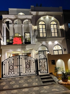 5 Marla New House For Sale At Very Ideal Location In Bahria Town Sector D Bahria Town Sector D