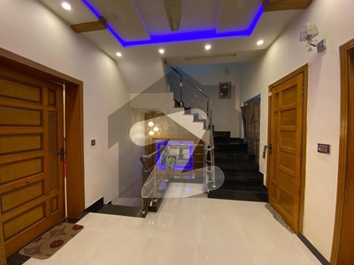 5 MARLA UPPER PORTION FOR RENT IN BAHRIA TOWN LAHORE Bahria Town Sector D