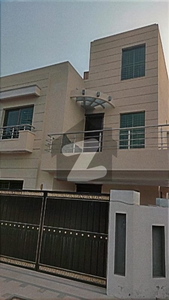A 10 Marla Ideal Location Corner Upper Portion Available For Rent With Gas In Rafi Block Bahria Town Sector E