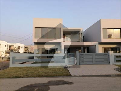A House Of 12 Marla In Multan DHA Villas