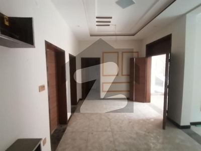 A Palatial Residence For On Excellent Location sale In Hamza Town Phase 2 Lahore Hamza Town Phase 2