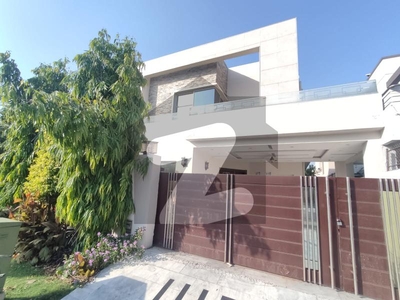 10 Marla Bungalow In DHA Phase 6 Near To Al Fatah Dolmen Mall 100% Original Pictures Are Attached DHA Phase 6