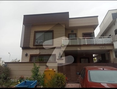House for rent in Bhria Town (House 1052 street 35 sector f-1 phase 8 ) Bahria Town Phase 8 Sector F-1