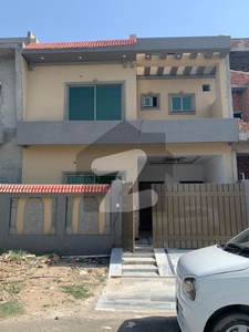 lower portion available for rent 5 marla, single bed Khayaban-e-Amin Block N
