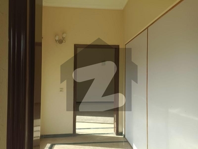 Separate Gate Kanal Upper Portion Available For Rent in DHA Phase 4 Block DD DHA Phase 4 Block DD