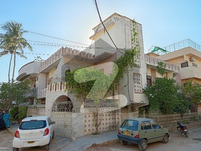 The Only Available 3 Side Corner Bungalow G+1 At The Prime Location Of Gulshan E Iqbal 13D/1 Near Continental Bakery. Gulshan-e-Iqbal Block 13/D-1