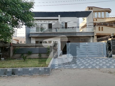 Unoccupied House Of 1 Kanal Is Available For sale In Johar Town Johar Town Phase 2 Block J2