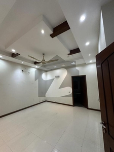 Upper Portion 1 Kanal Modern House For Rent In DHA Phase 4 Lahore. DHA Phase 4