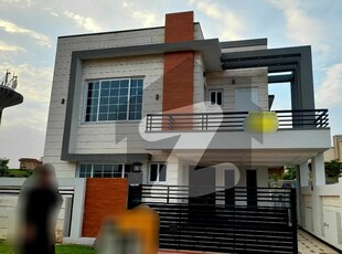 10 Marla FULL House For Sale Bahria Town Phase 8