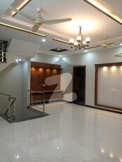 35*70 Full House available For Rent in G-13 G-13