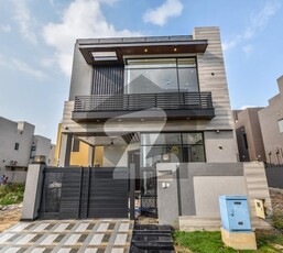 5 MARLA BRAND NEW MODERN DESIGN BUNGLOW AVAILABLE FOR SALE IN DHA 9 TOWN DHA 9 Town