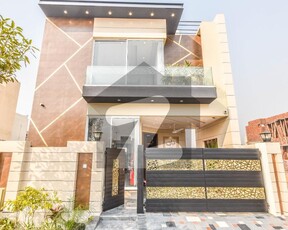 5 MARLA BRAND NEW MODERN DESIGN BUNGLOW AVAILABLE FOR SALE IN DHA PHASE 5 DHA Phase 5