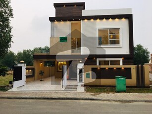 A BEAUTIFUL 10 MARLA HOUSE FOR SALE IN OVERSEAS B BAHRIA TOWN LAHORE Bahria Town Overseas B