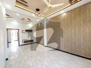 Avail Yourself A Great 1 Kanal House In G-13 G-13
