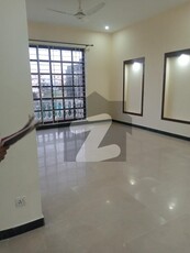 BEAUTIFUL LOCATION UPPER PORTION FOR RENT D-12