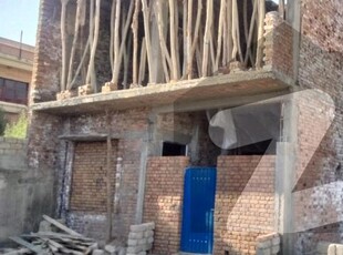 Beautiful structure on Main Peshawar Road Near Maryam Hospital Peshawar Road