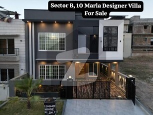 Best Price 10 Marla Designer Family House Bahria Town Phase 8