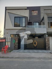 Cozy 5 Marla Home for Sale - Perfect for Families! Bahria Orchard Phase 1 Eastern