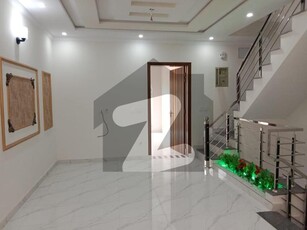 Ideal House In Cavalry Extension Available For Rs. 32000000 Cavalry Extension