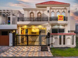 Luxurious and Spacious 7 Marla House - Prime Location For Sale DHA Phase 6
