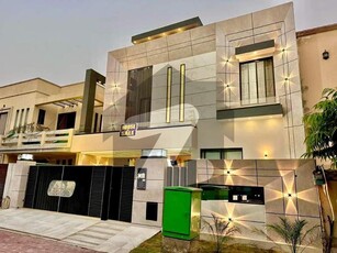 Luxurious Designer 10 Marla brand new House For Sale in Bahria Town Lahore Bahria Town Sector B