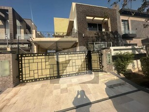 One kanal Old house available phase 2 DHA Phase 2