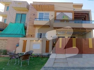 Prime Location 10 Marla House In LDA Avenue Is Available For Sale LDA Avenue