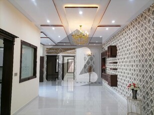 This Is Your Chance To Buy House In Khayaban-e-Amin Khayaban-e-Amin Khayaban-e-Amin