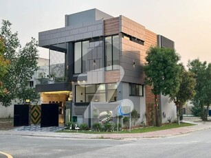 5 Marla Luxury House is Available for Sale in bahria town Lahore Bahria Town Shershah Block