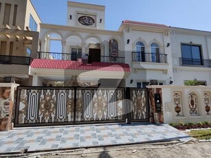 Brand new 10 Marla Beautifully Designed spanish House for Rent in DHA Phase 8 Ex Air Avenue DHA Phase 8 Ex Air Avenue