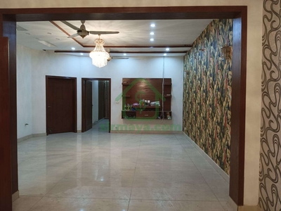 10 Marla House For Rent In Bankers Avenue Cooperative Housing Society Lahore
