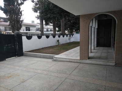 1 Kanal House for Rent In F-10, Islamabad