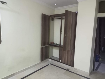 500 Ft² Flat for Rent In E-11/4, Islamabad