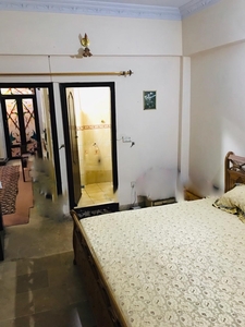 700 Ft² Flat for Rent In Liaquatabad Town, Karachi