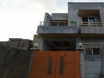 Perfect 900 Square Home for sale in Lahore
