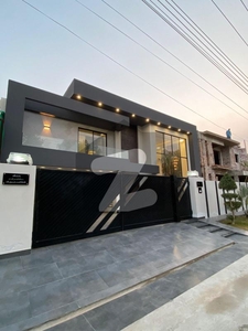 1 Kanal Brand New Lavish House For Sale At Valencia Town Lahore Valencia Housing Society