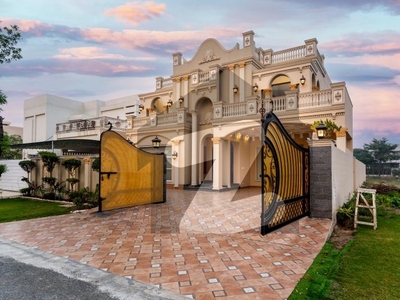 1 Kanal Brand New Royal Style Full Basement Luxury Villa For Sale Near To Park. DHA Phase 5