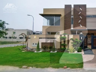 1 Kanal Corner Bungalow For Sale At Prime Location Of Dha DHA Phase 8