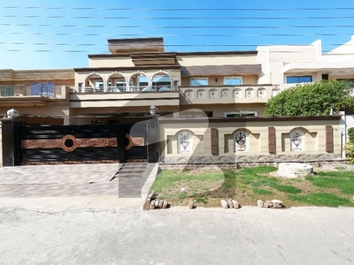 1 Kanal House For Sale In E1 Block Of Wapda Town Phase 1 Lahore Wapda Town Phase 1 Block E1