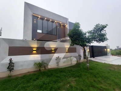 1 Kanal Mazhar Munir Design House At Prime Location For Sale In DHA Phase 6 Lahore DHA Phase 6